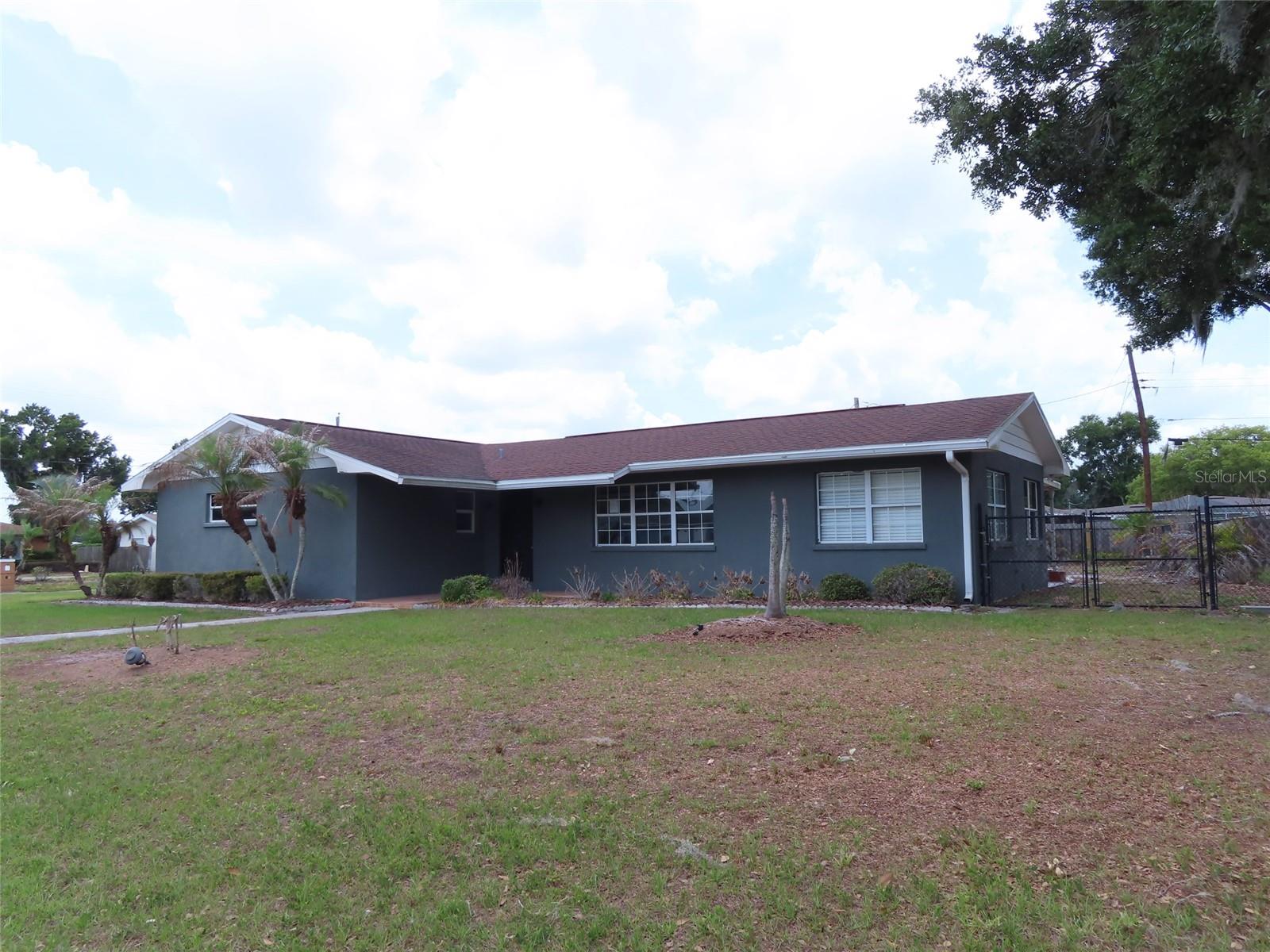 5702 JACARANDA AVE photo 4