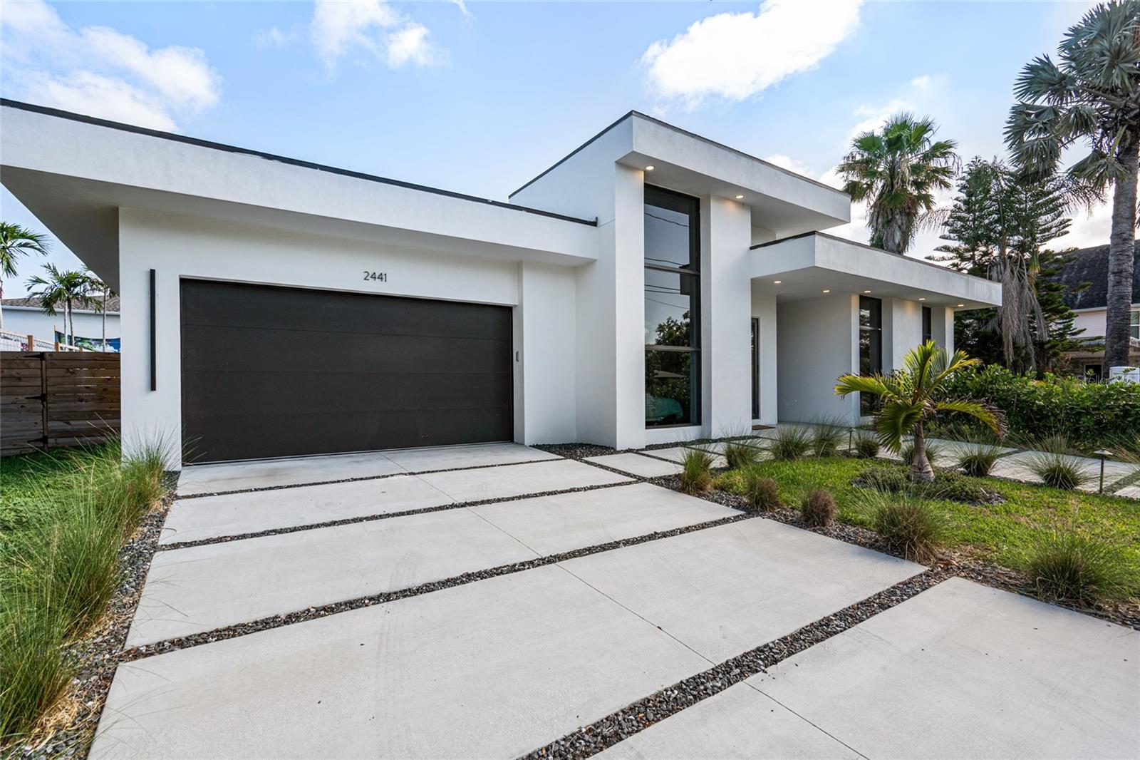 Single Family Residence