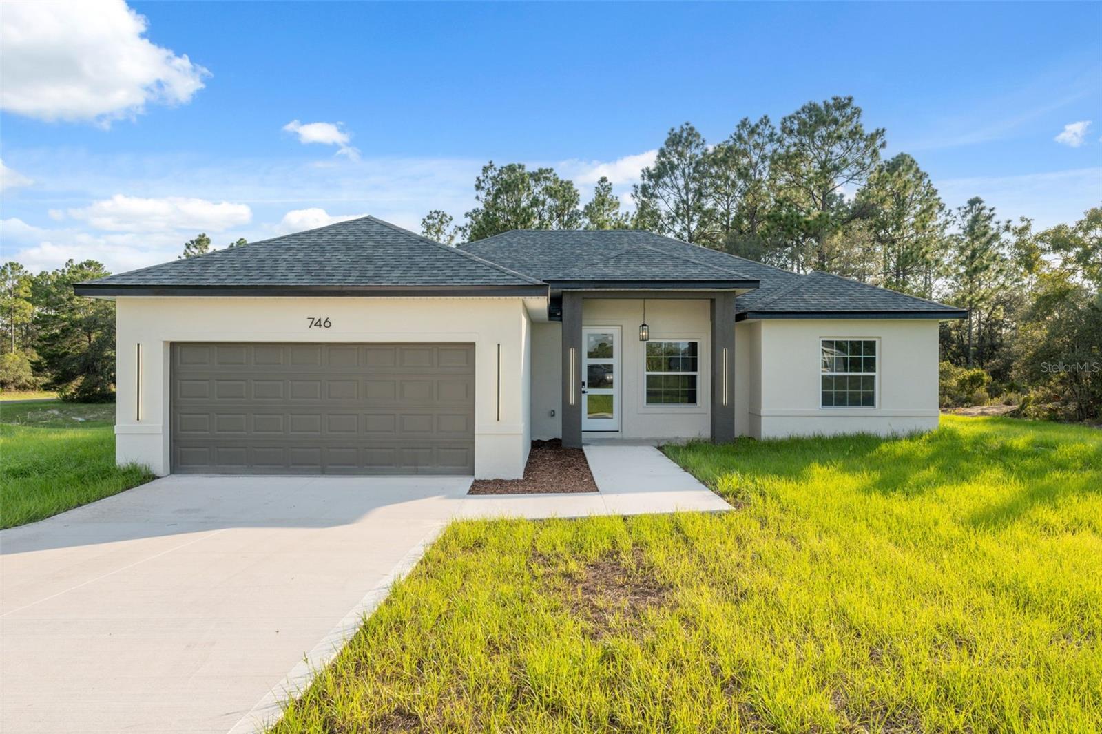746 MARION OAKS MNR photo 3