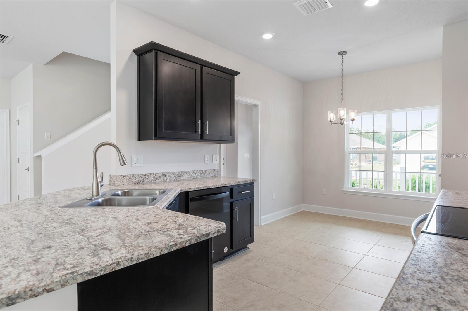 18 RENMONT PL photo 5