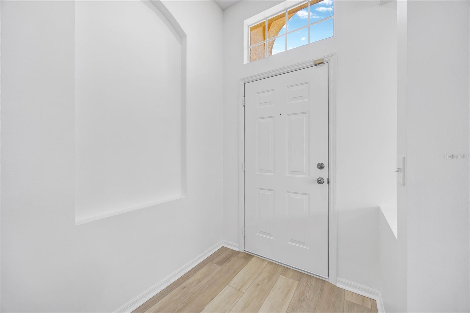 19507 ARDWICK WAY photo 5
