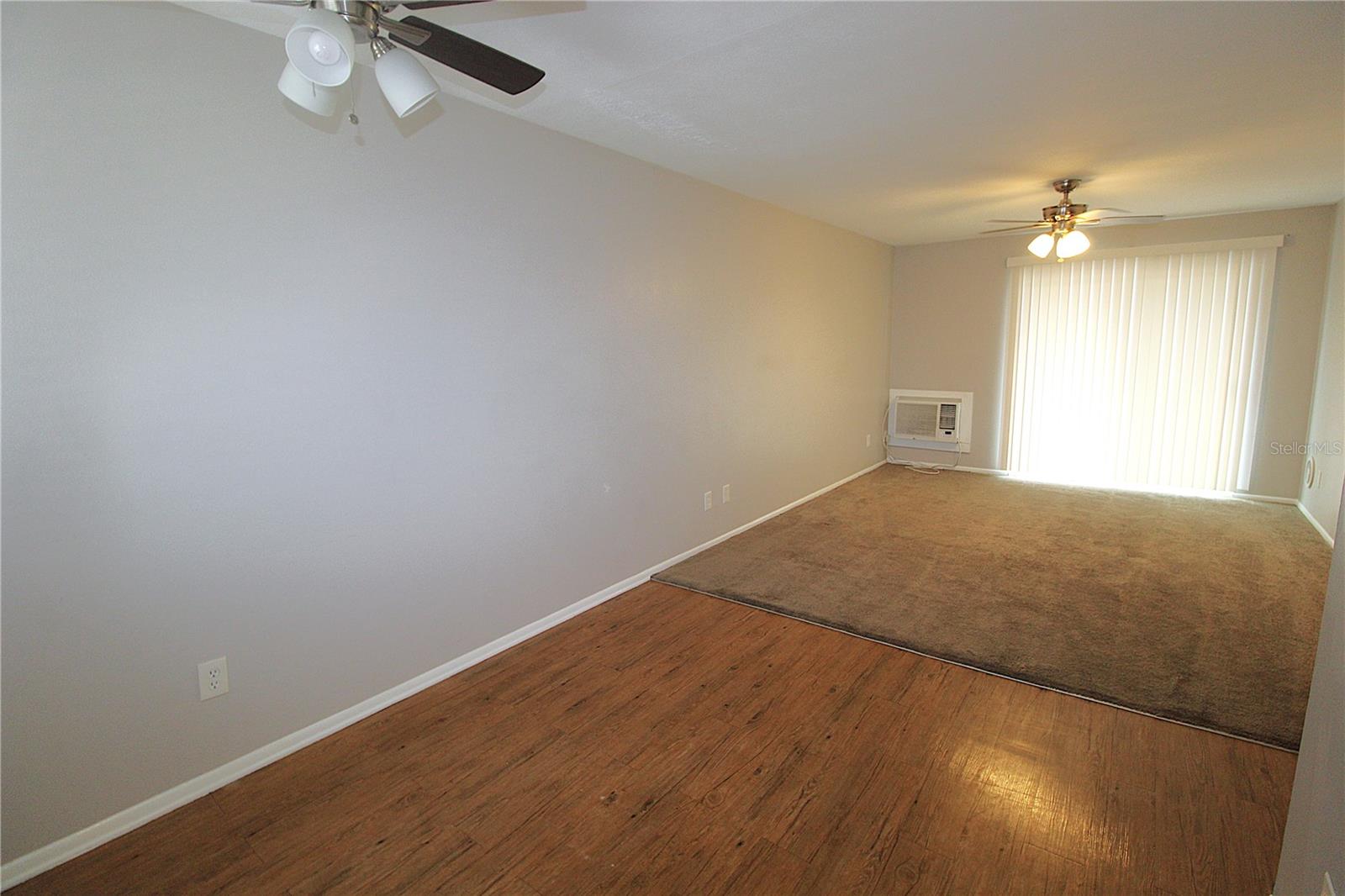 3001 BEE RIDGE RD #202 photo 4