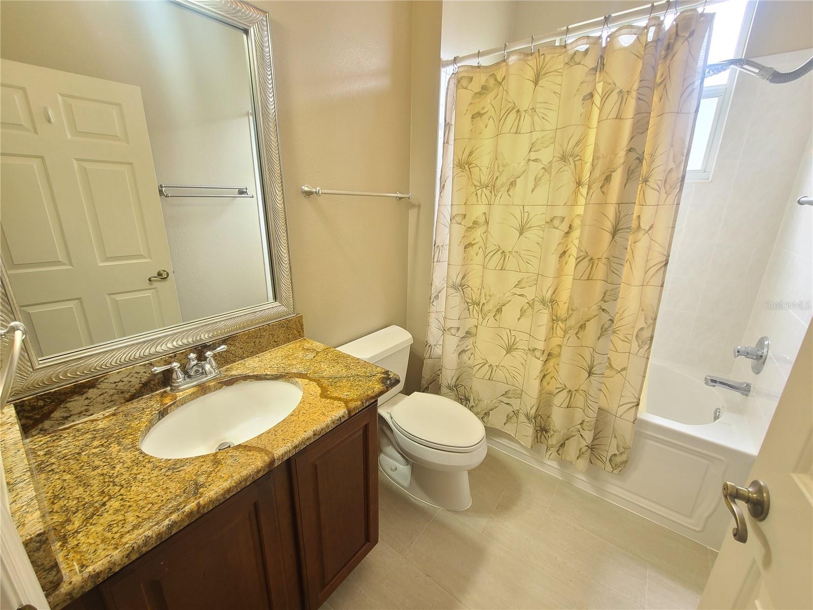 898 MOSES LOOP photo 4