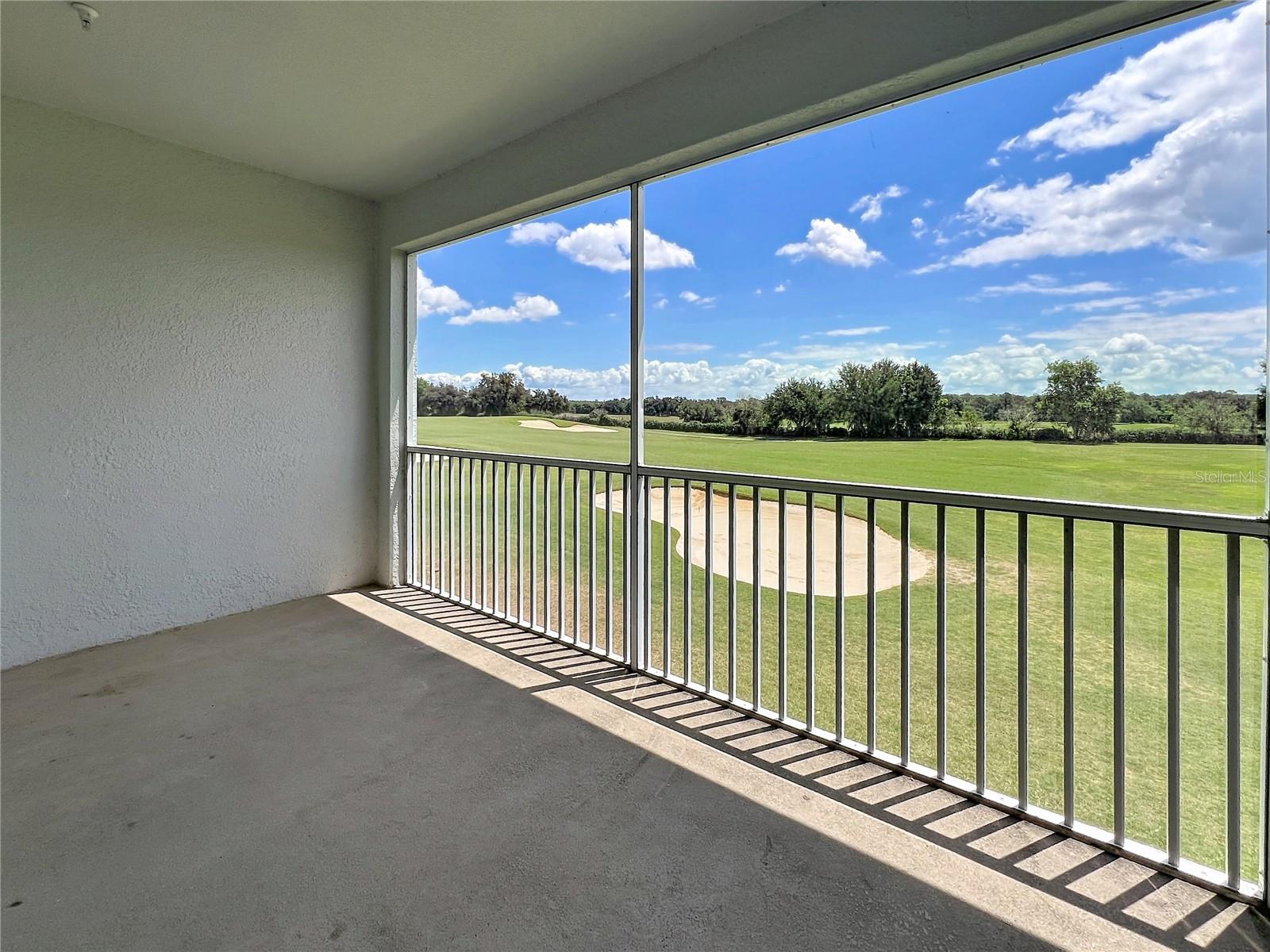 767 OCEAN COURSE AVE #704 photo 2