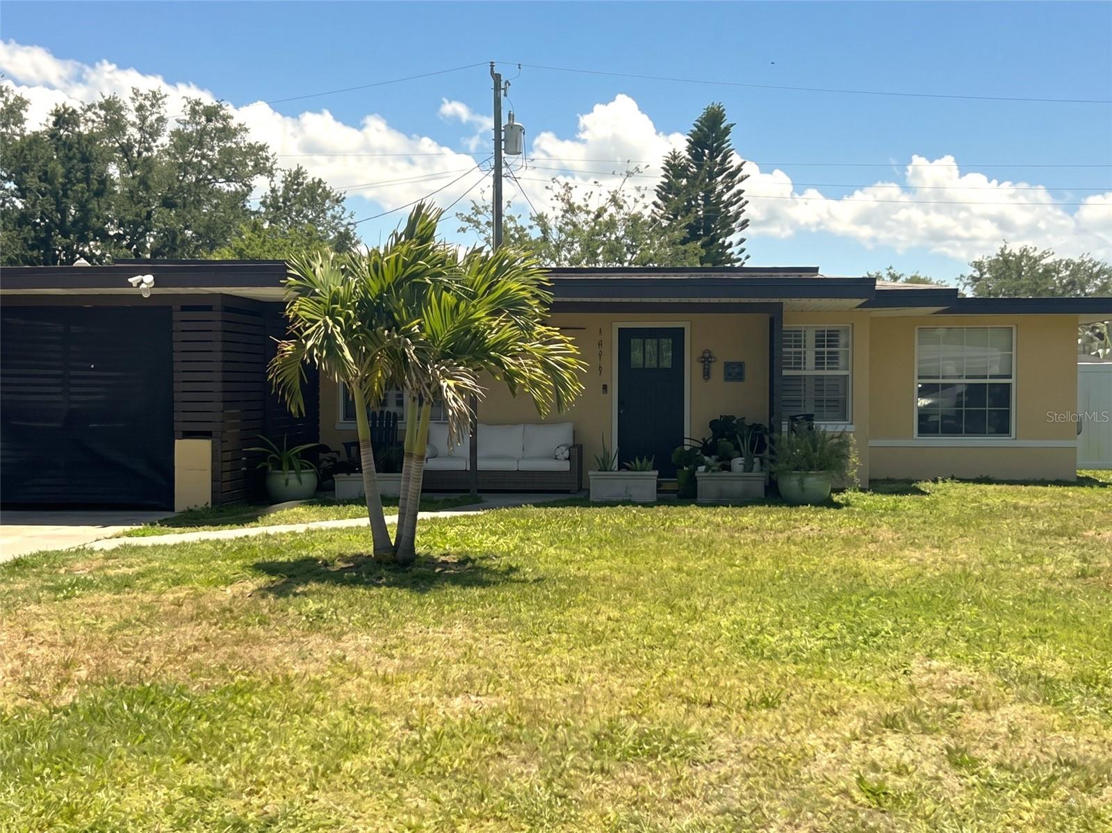 Single Family Residence