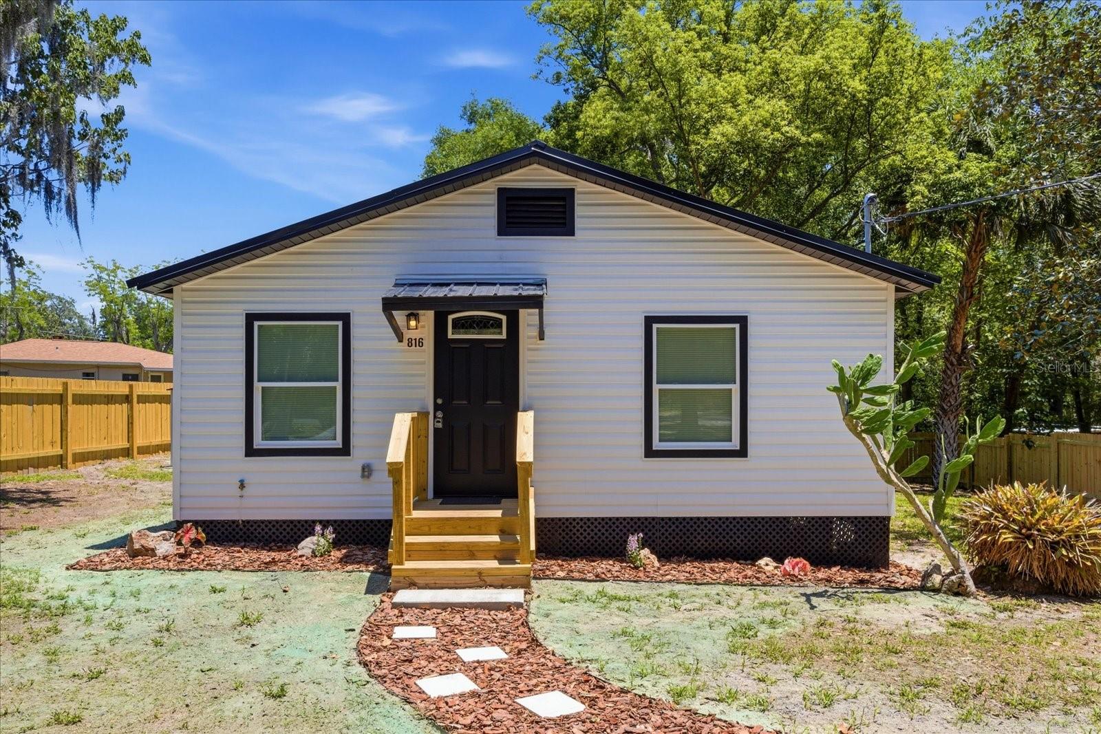 Single Family Residence