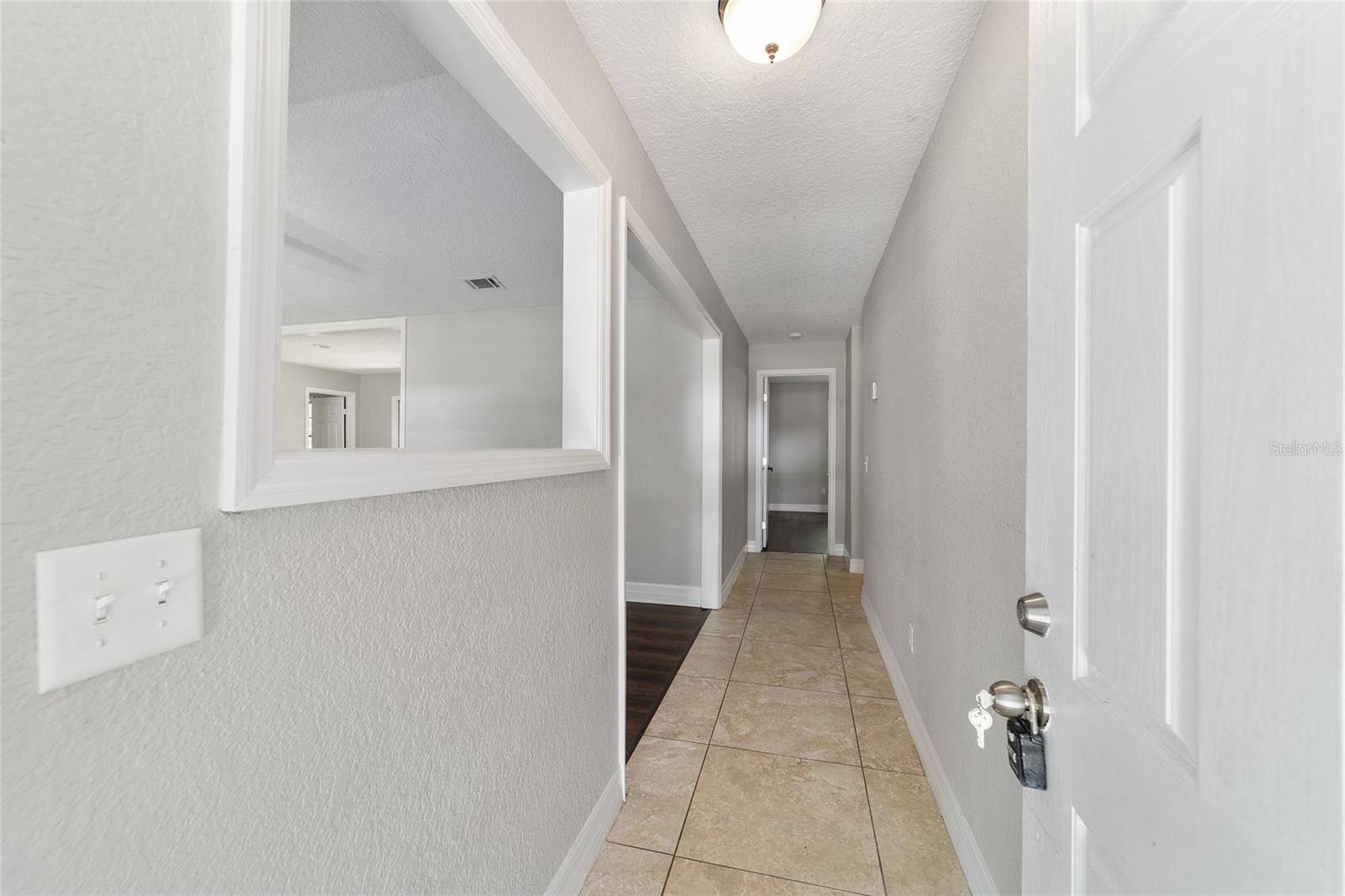 35 PINE CIR photo 2