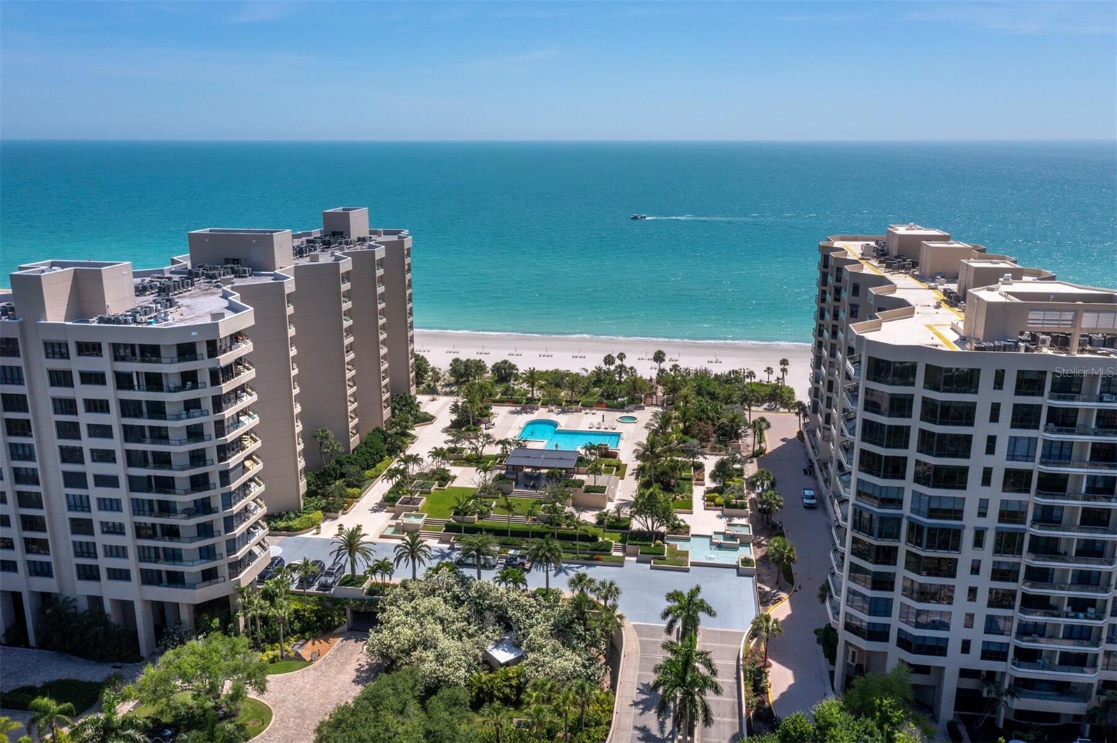 1211 GULF OF MEXICO DR #109 photo 2