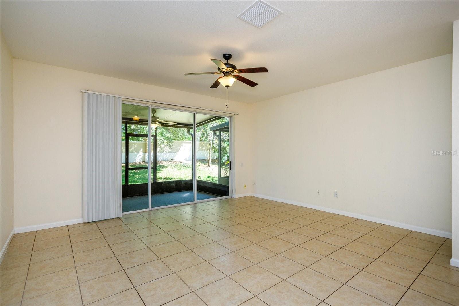 7191 CADIZ BLVD photo 4