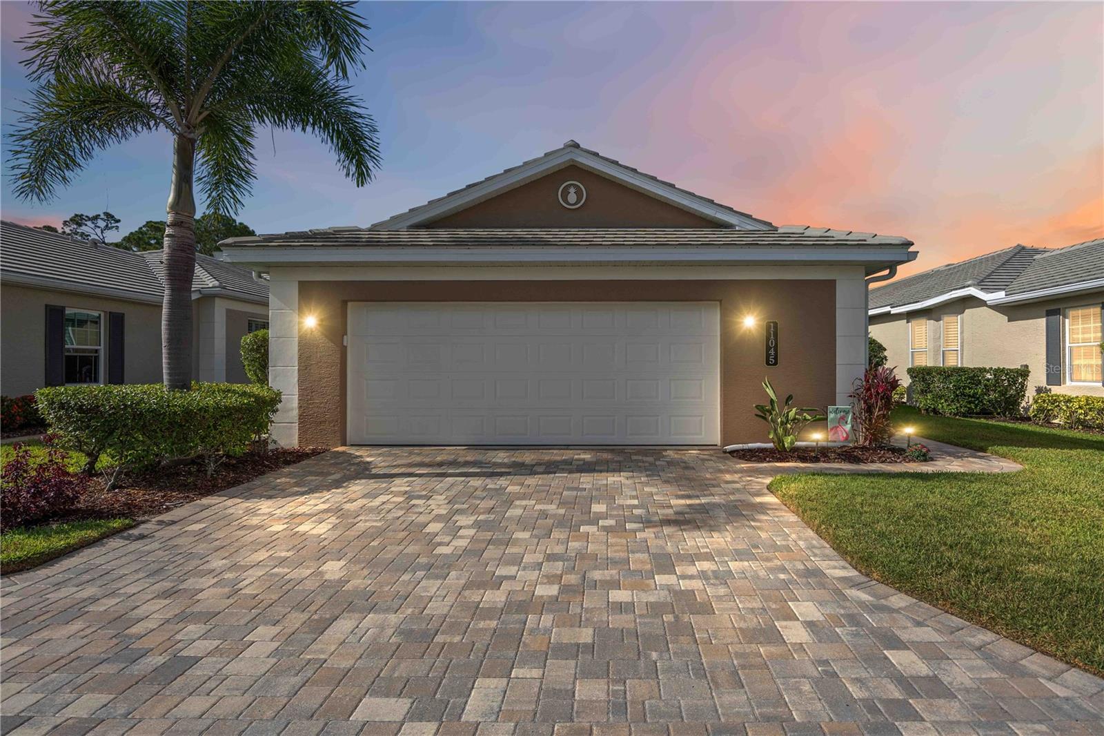 11045 BARNSLEY DR #11045 photo 2