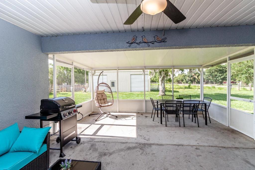 3131 SPIKEY WAY photo 5