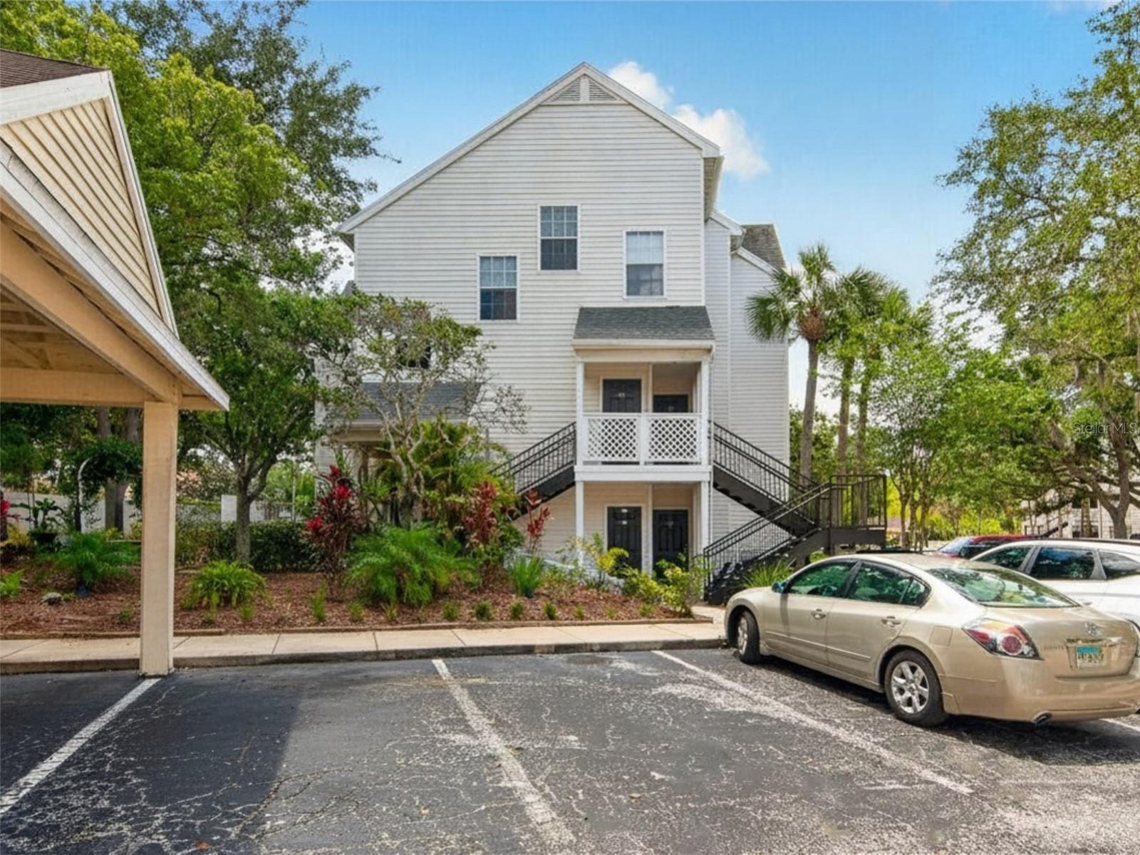 3305 HAVILAND CT #301 photo 3