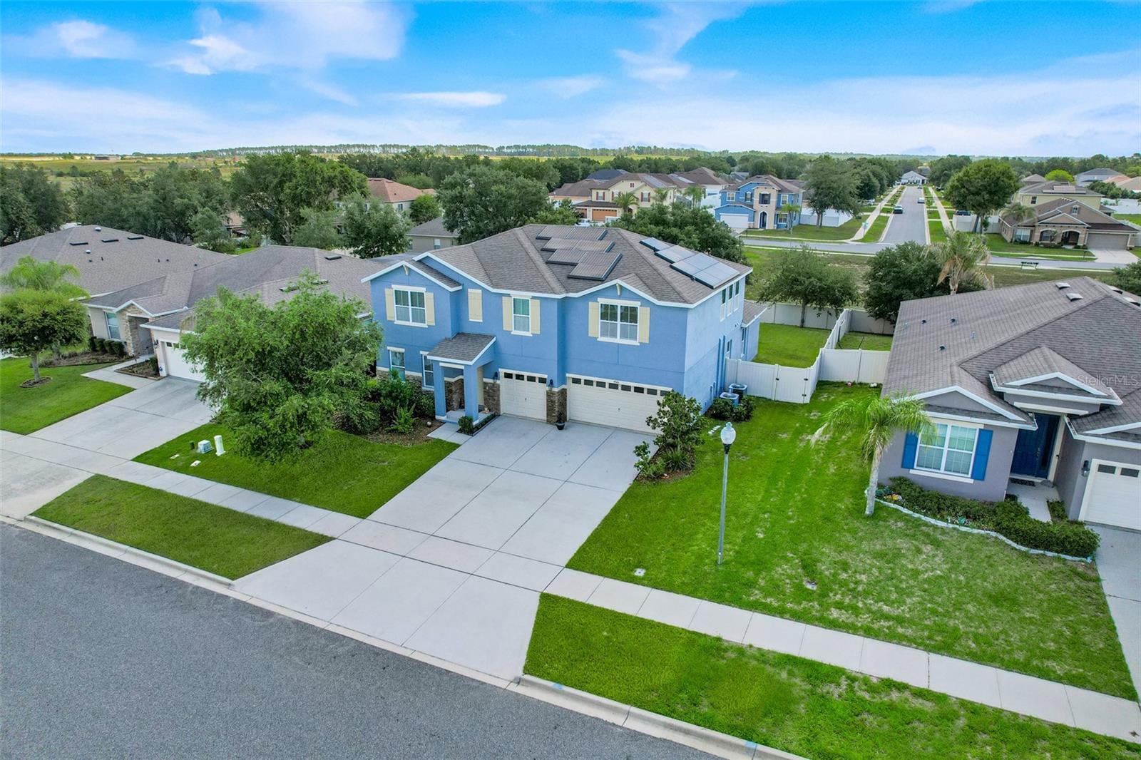 4516 LINWOOD TRACE LN photo 3