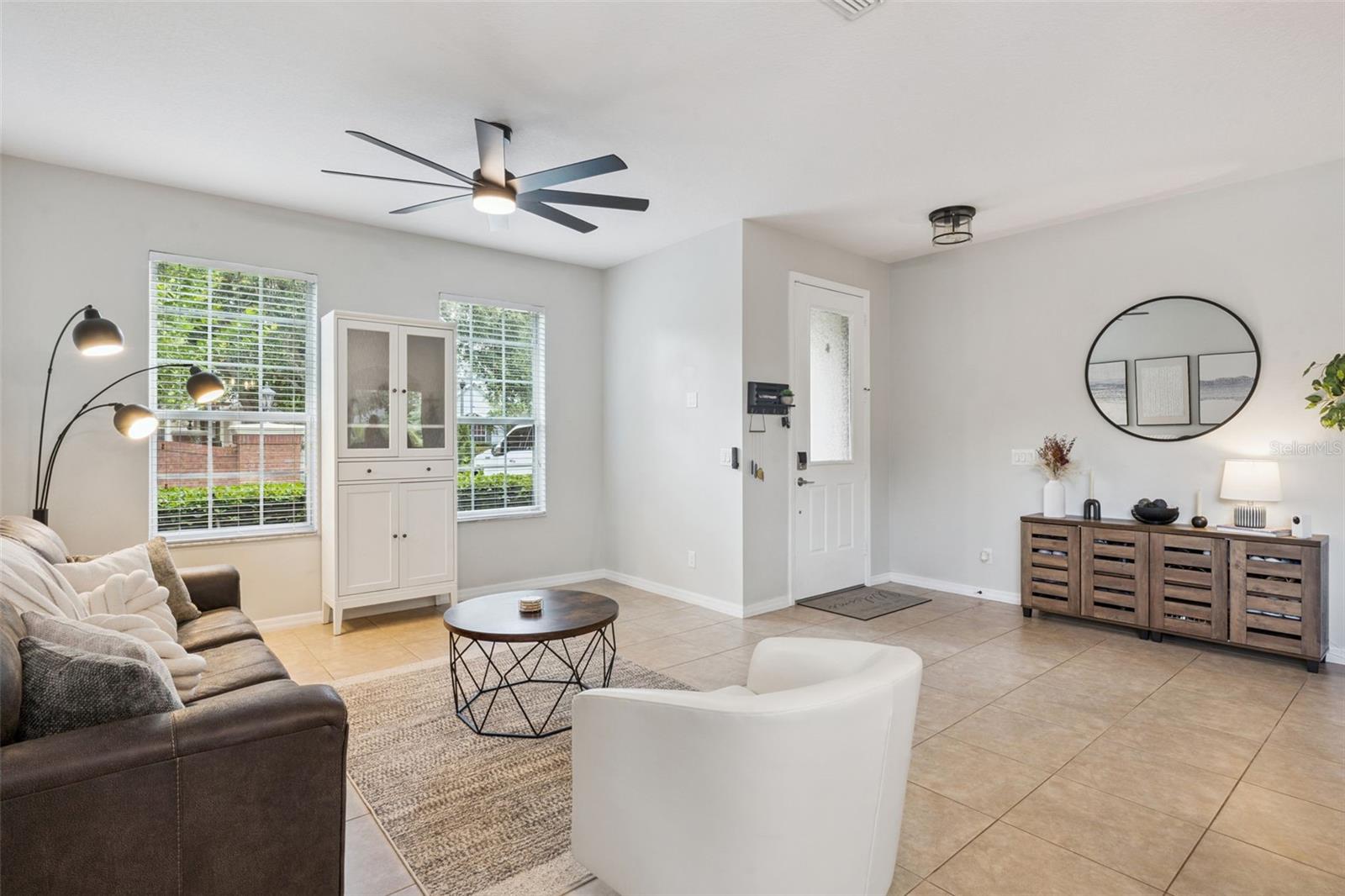 2708 PEPPER LN photo 5