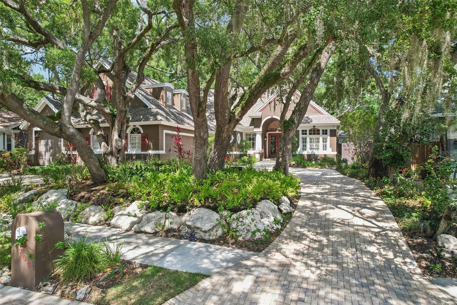 Single Family Residence