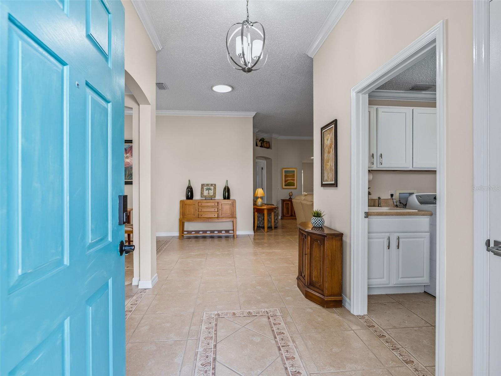 2121 GERARDO AVE photo 4
