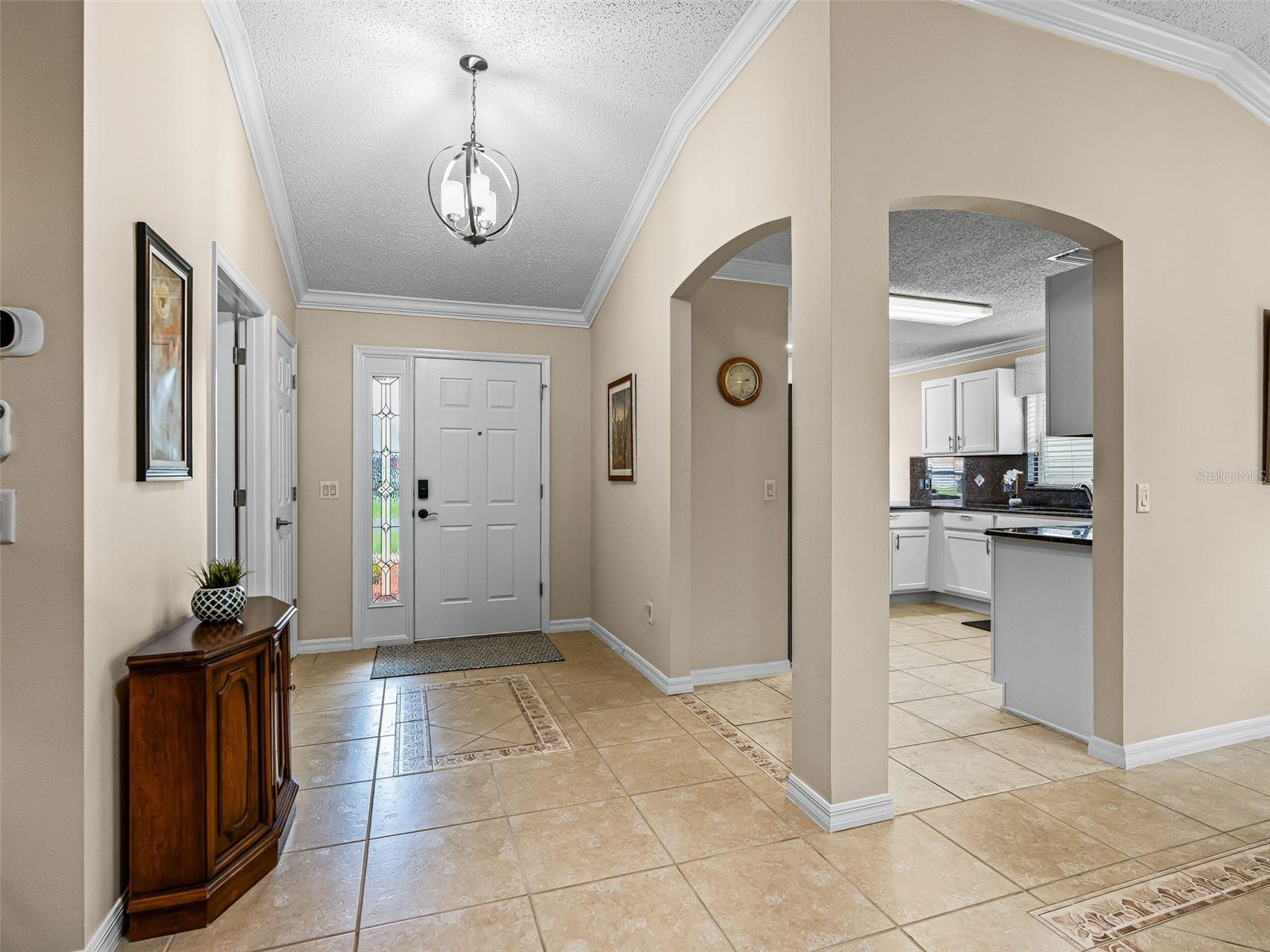2121 GERARDO AVE photo 5