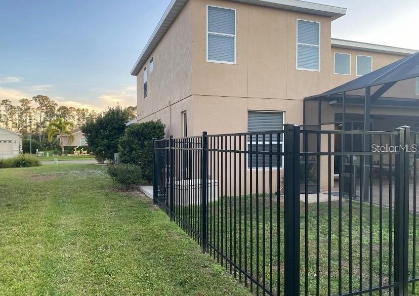 1762 BOTTLEBRUSH WAY photo 4