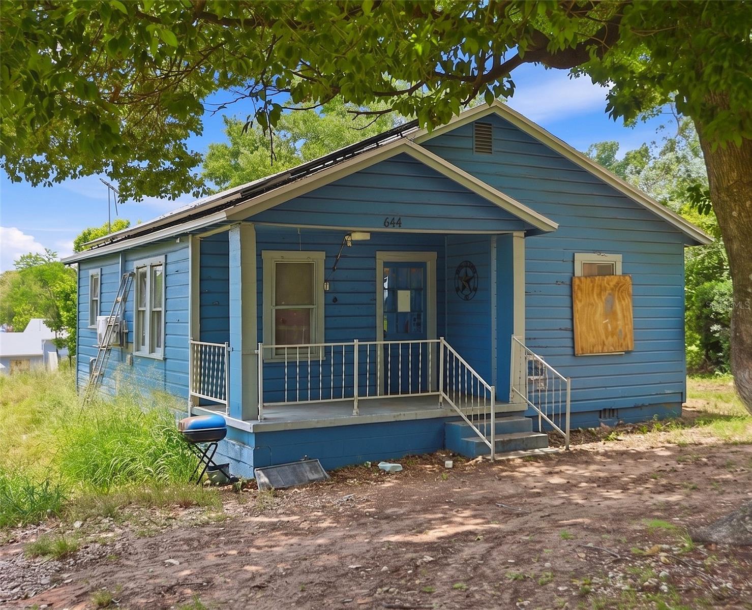 Single Family Residence