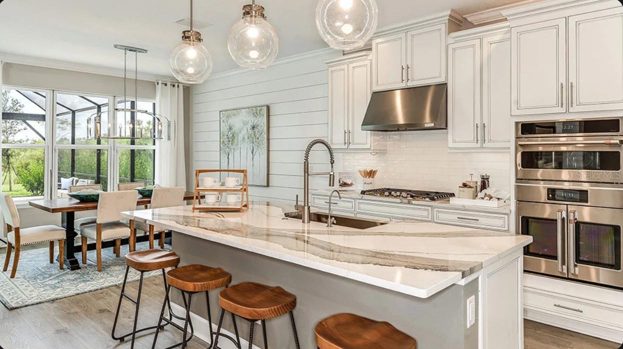 827 JUNONIA BLVD photo 3