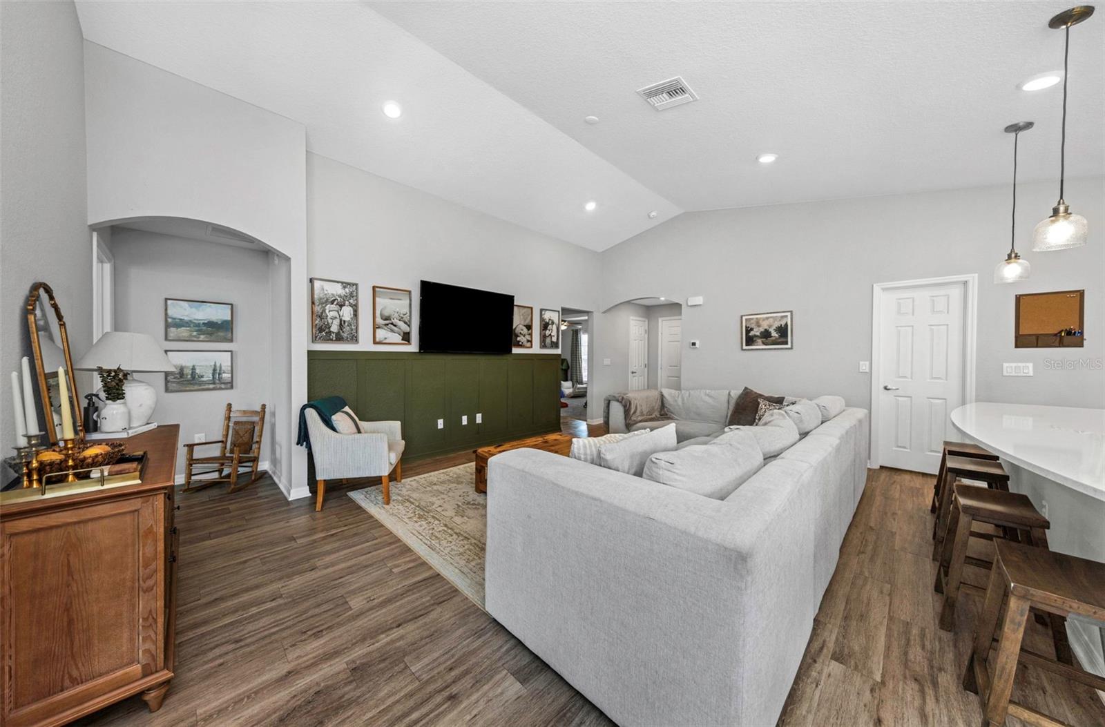 3134 58TH WAY E photo 2