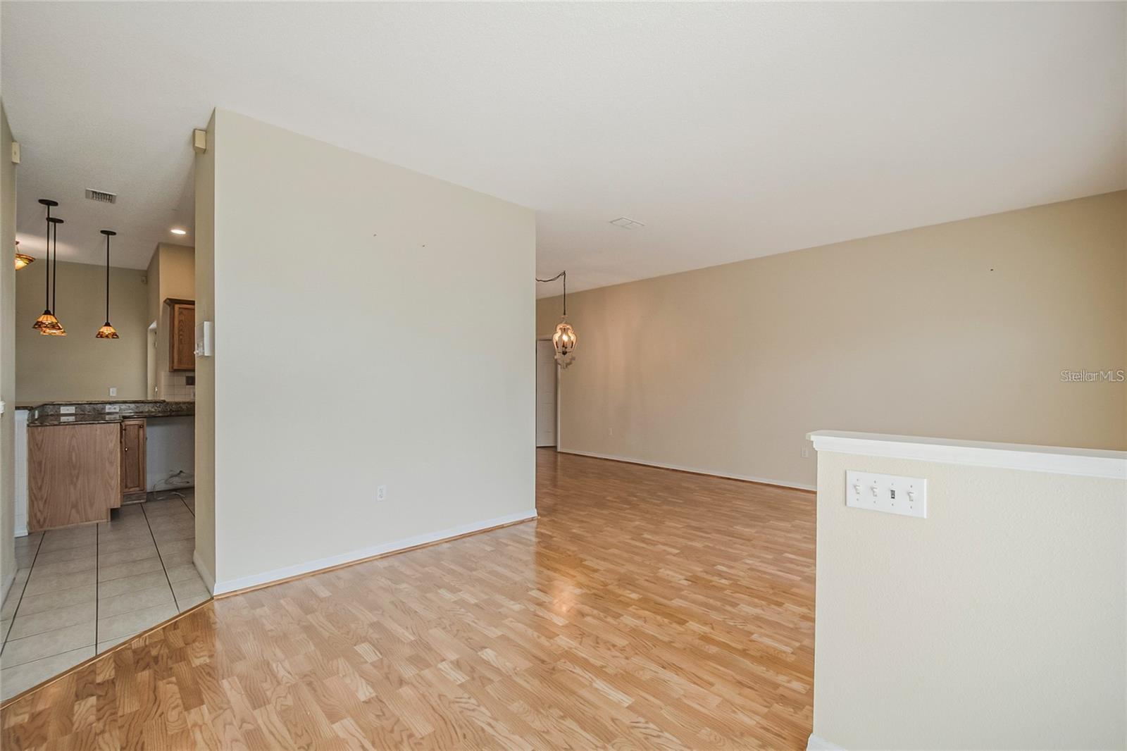 603 PINEHURST CT photo 2