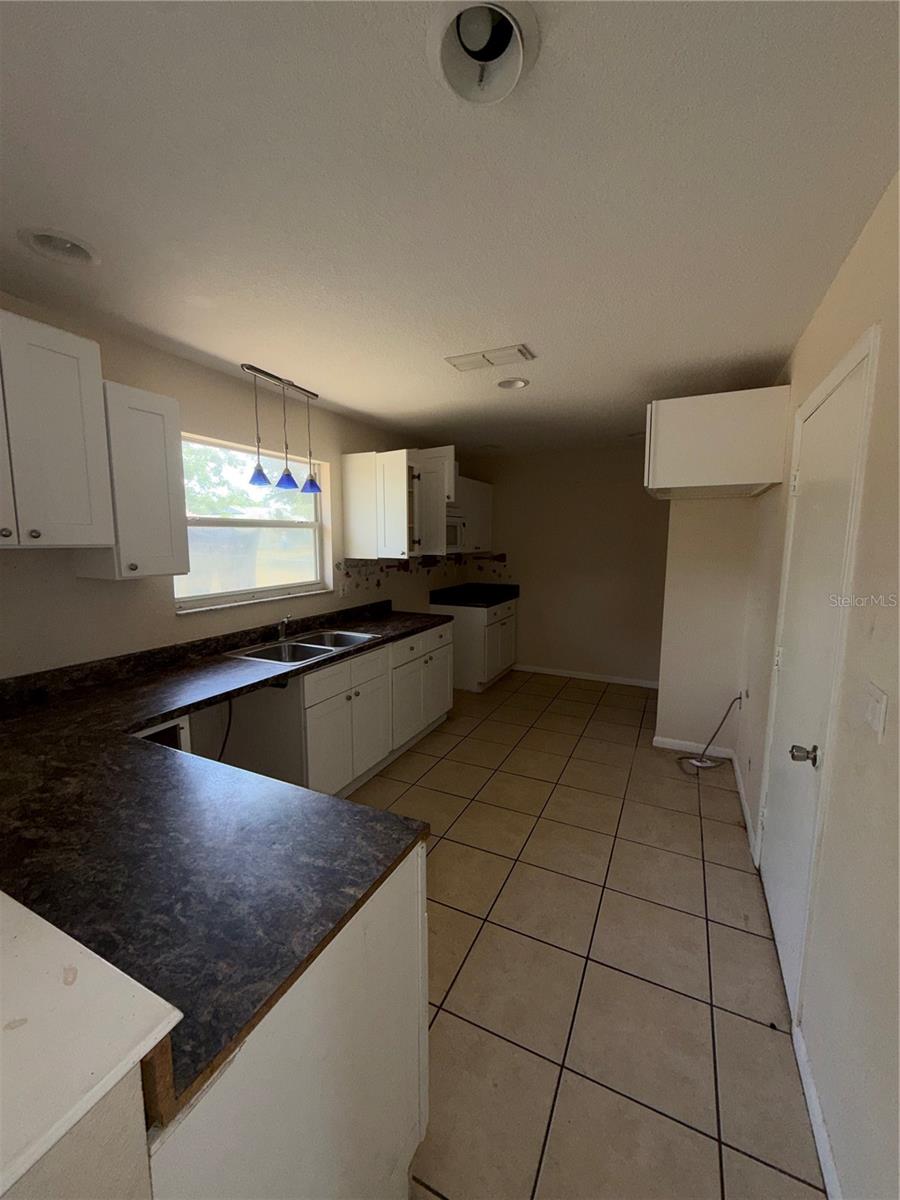 30 SAPPHIRE WAY photo 4