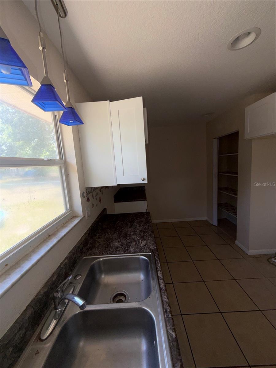30 SAPPHIRE WAY photo 5
