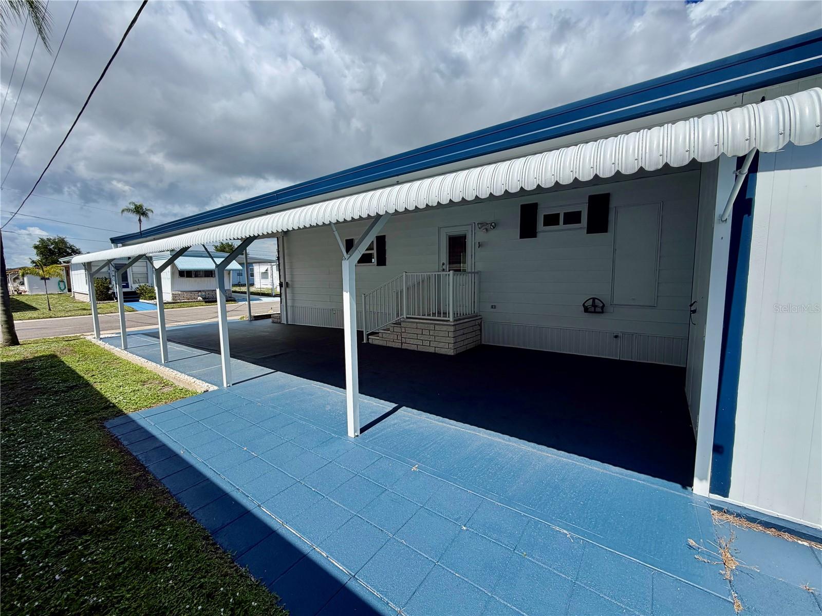 34548 VIOLET DR N photo 5