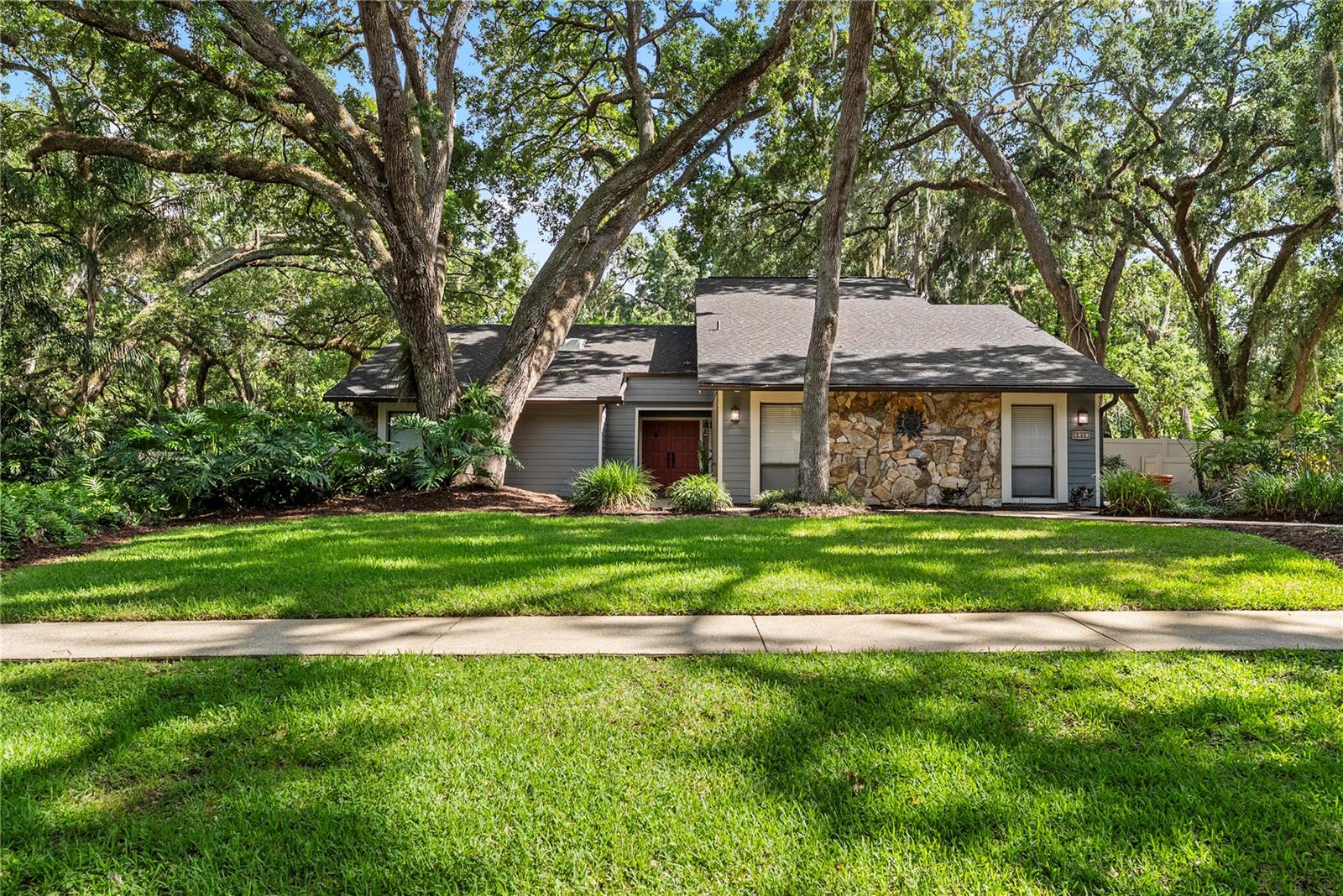 Single Family Residence