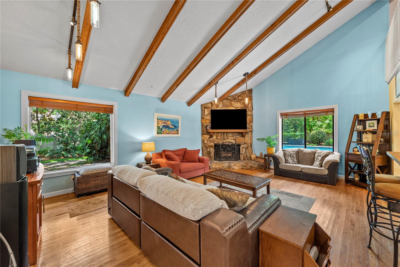 2503 HIGH OAKS LN photo 5