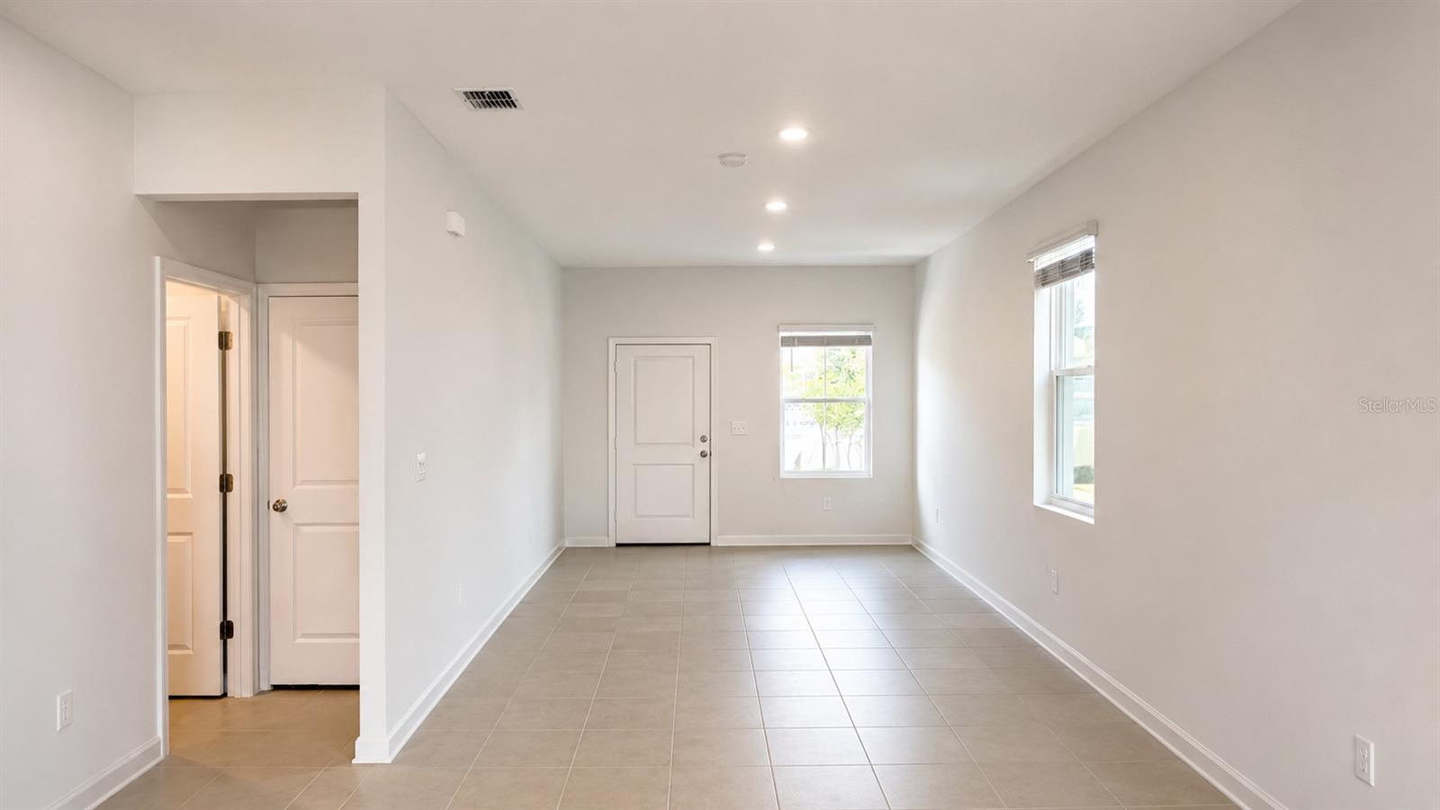 6069 ZEN WAY photo 3