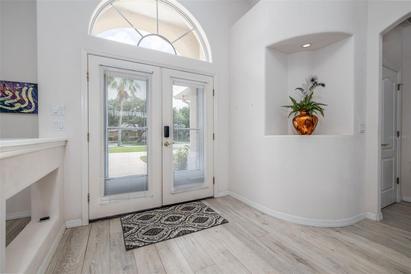 100 PARADISE VALLEY CT photo 4