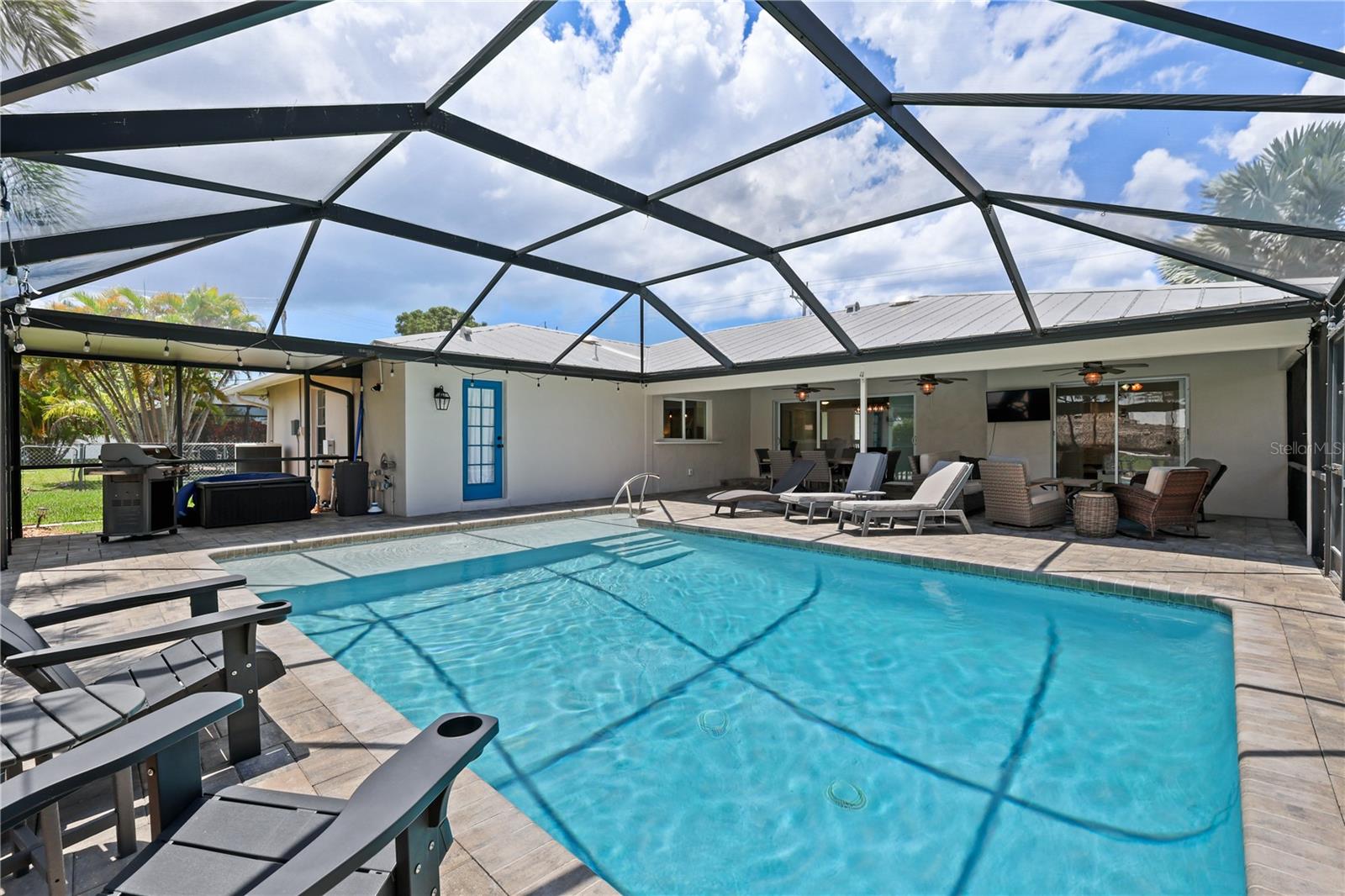 5215 PELICAN BLVD photo 2