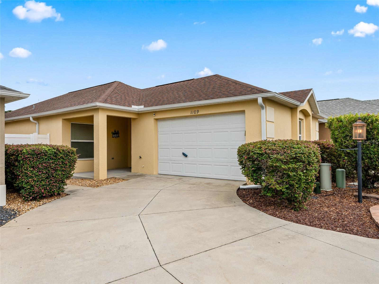 1109 TIPTON LN photo 2