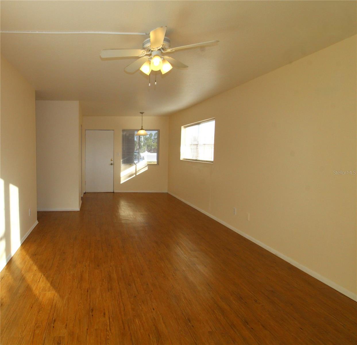 3001 BEE RIDGE RD #117 photo 3