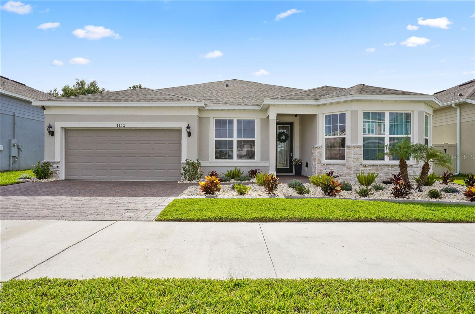 4212 WINDING PINES DR photo 2