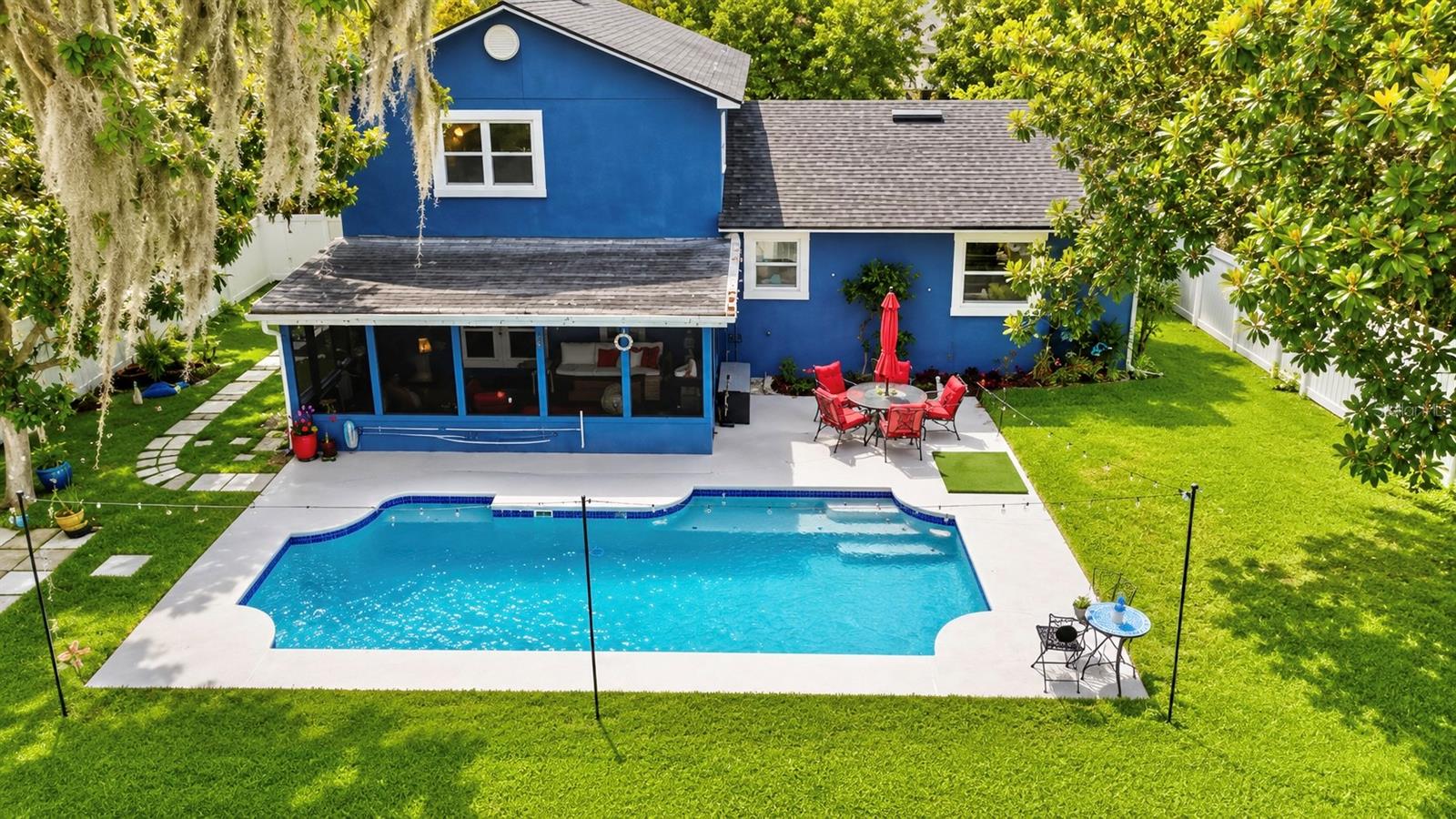 1850 ASTER DR photo 3