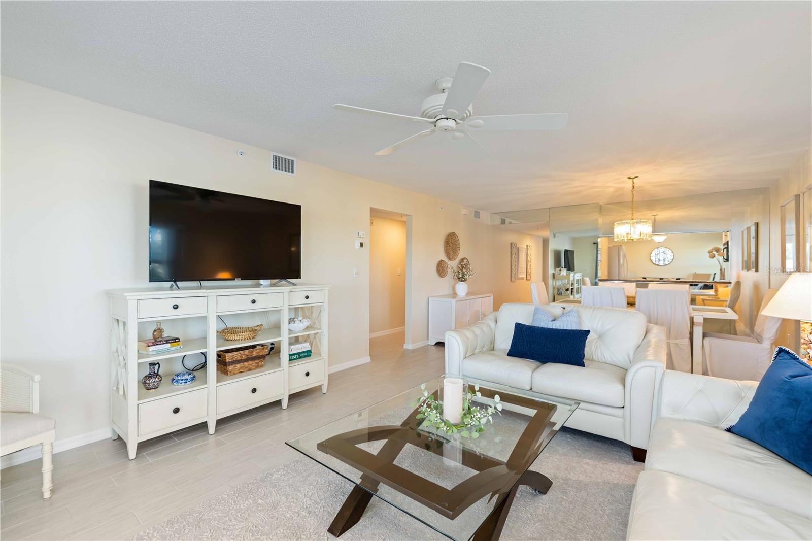 9300 CLUBSIDE CIR #1208 photo 3
