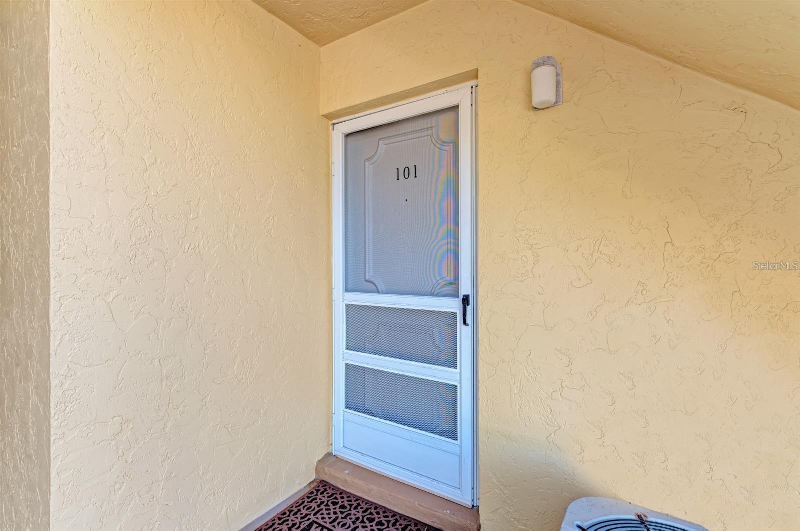 129 TYLER DR #101 photo 2