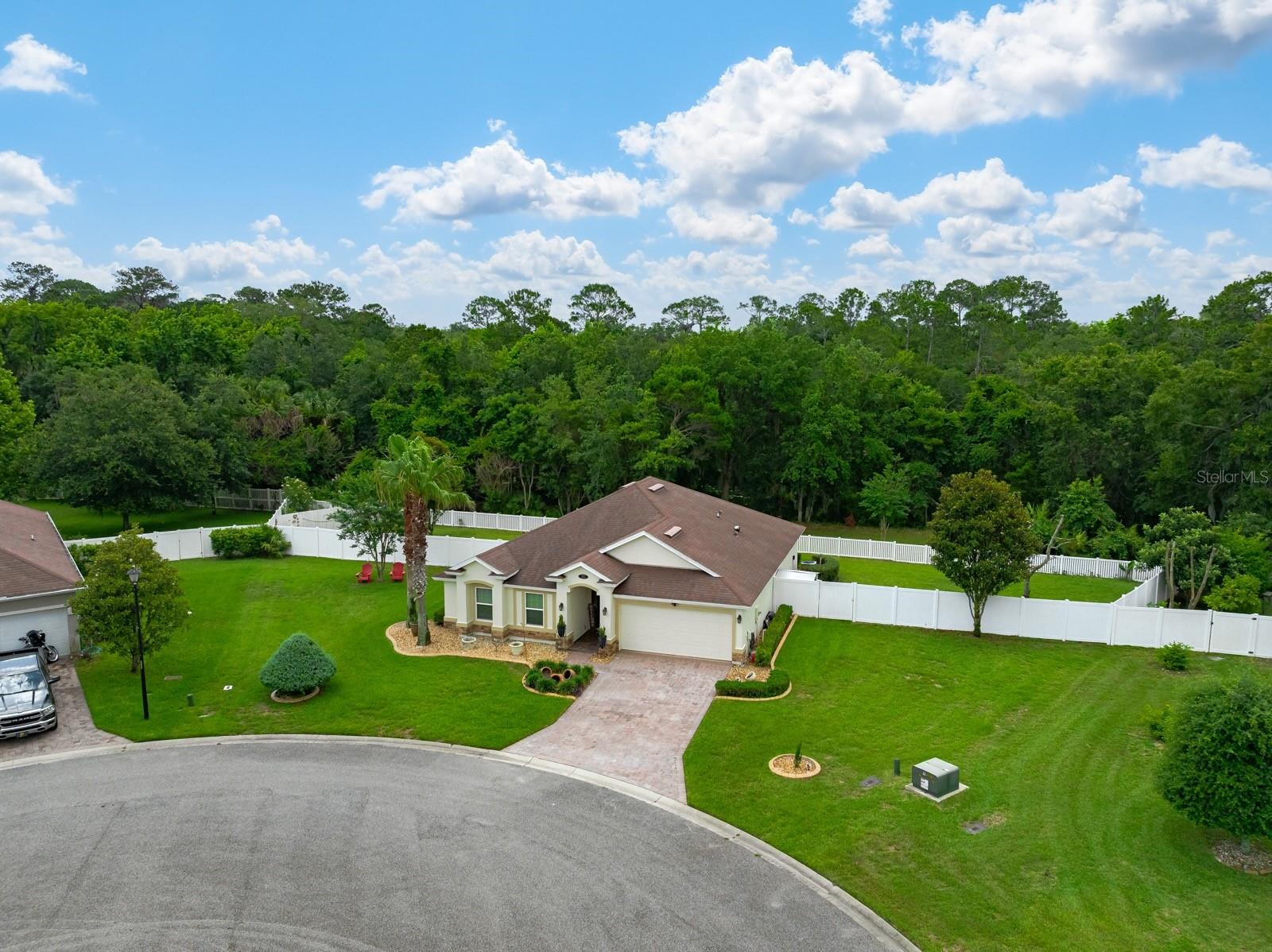 53 AUBERRY DR photo 3