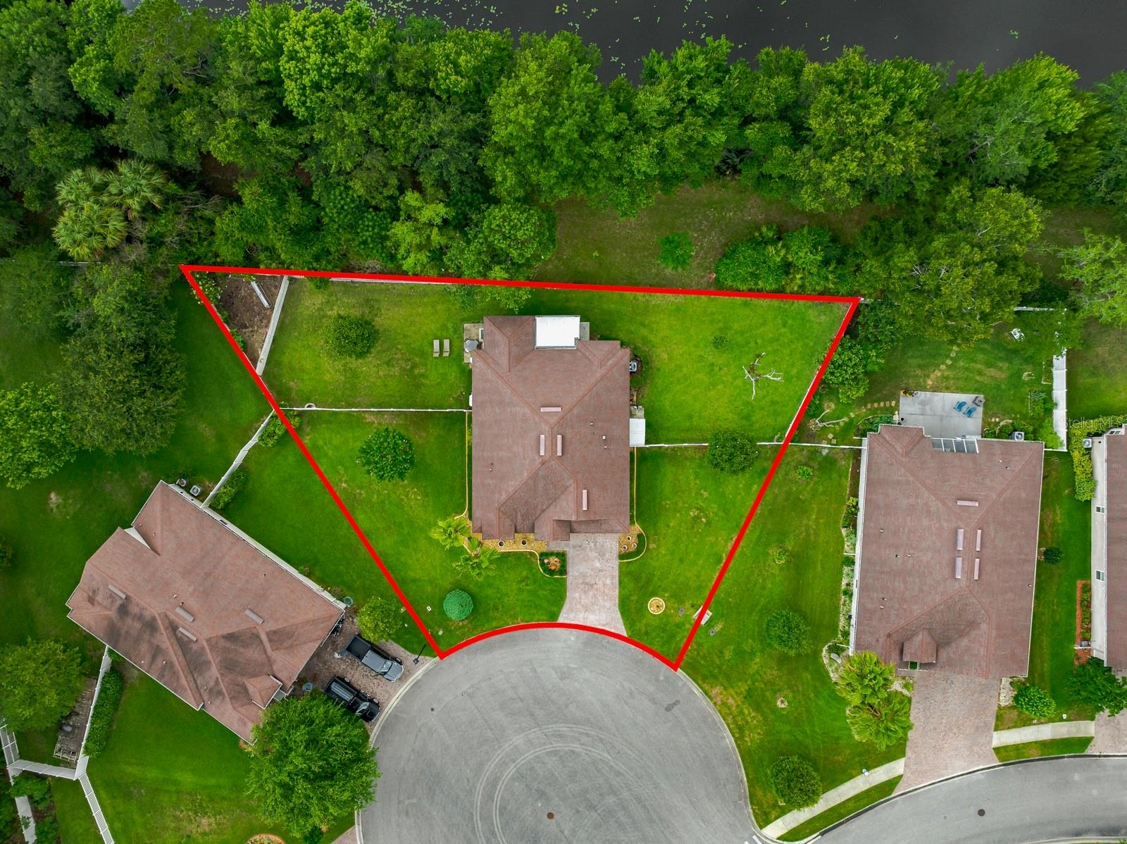 53 AUBERRY DR photo 4