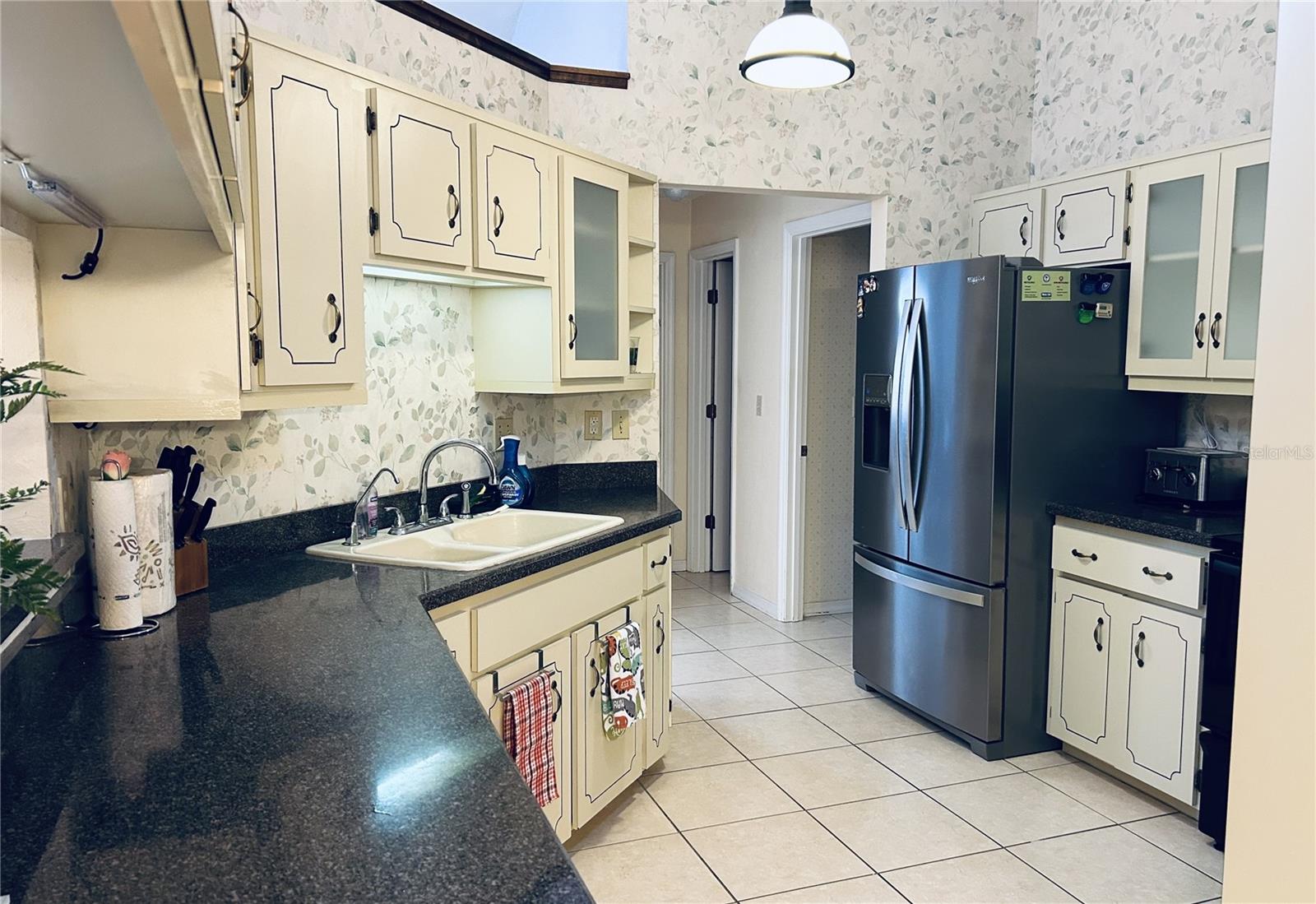 43 WINDING CREEK WAY photo 2