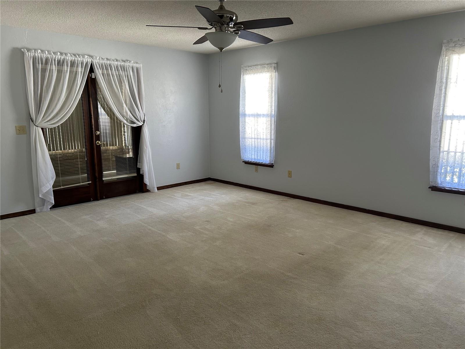 43 WINDING CREEK WAY photo 4