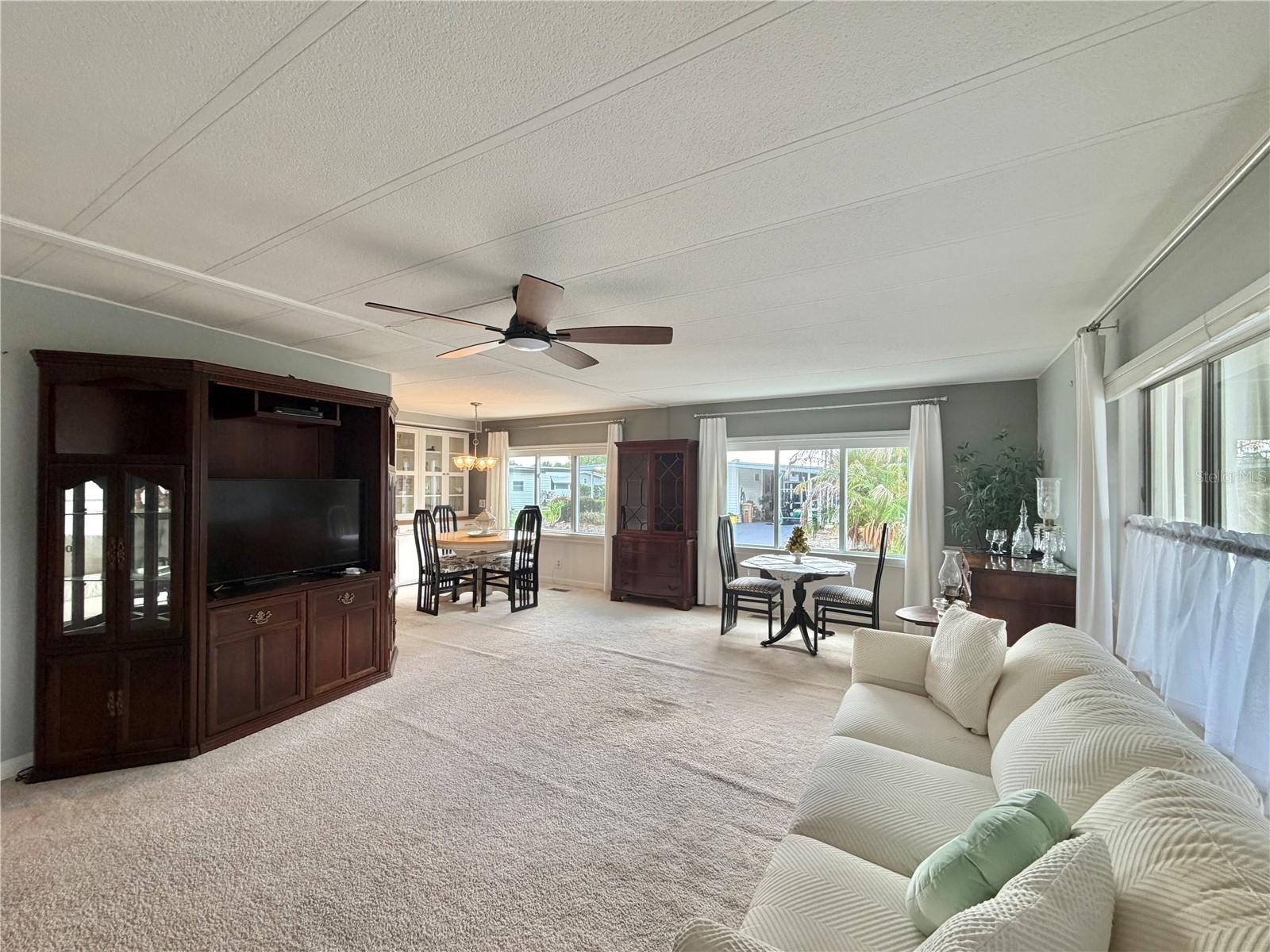 101 TAMARISK WAY