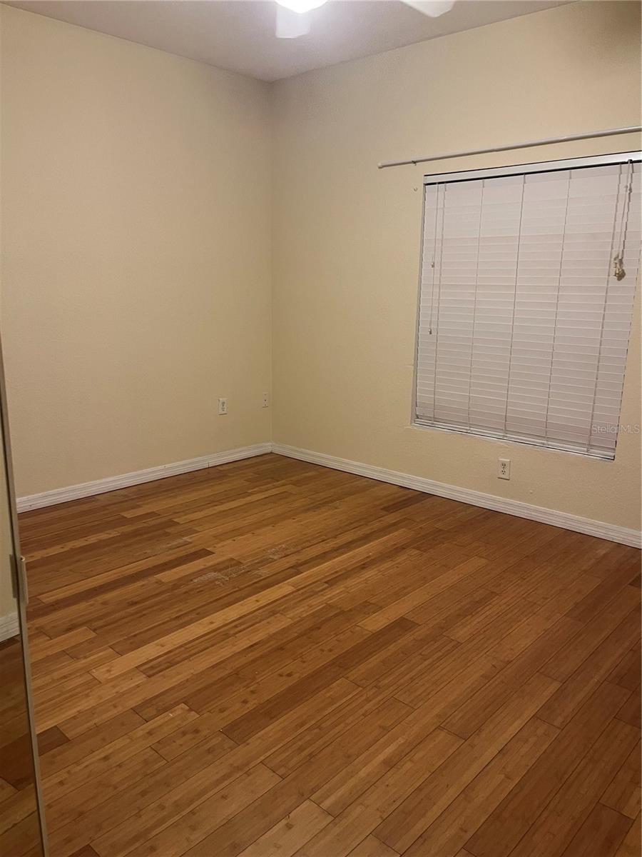 2015 CLAUDIA LN photo 3