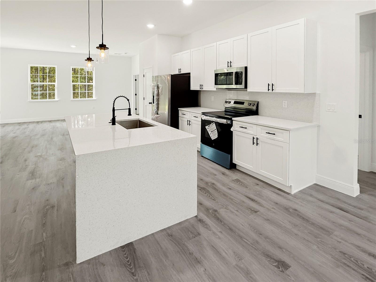 192 MARION OAKS GOLF WAY photo 5