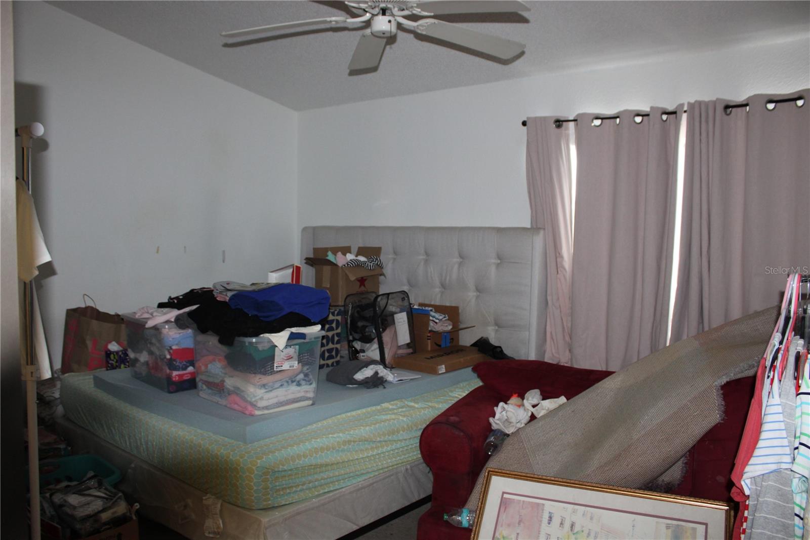 202 HEMINGWAY DR photo 5