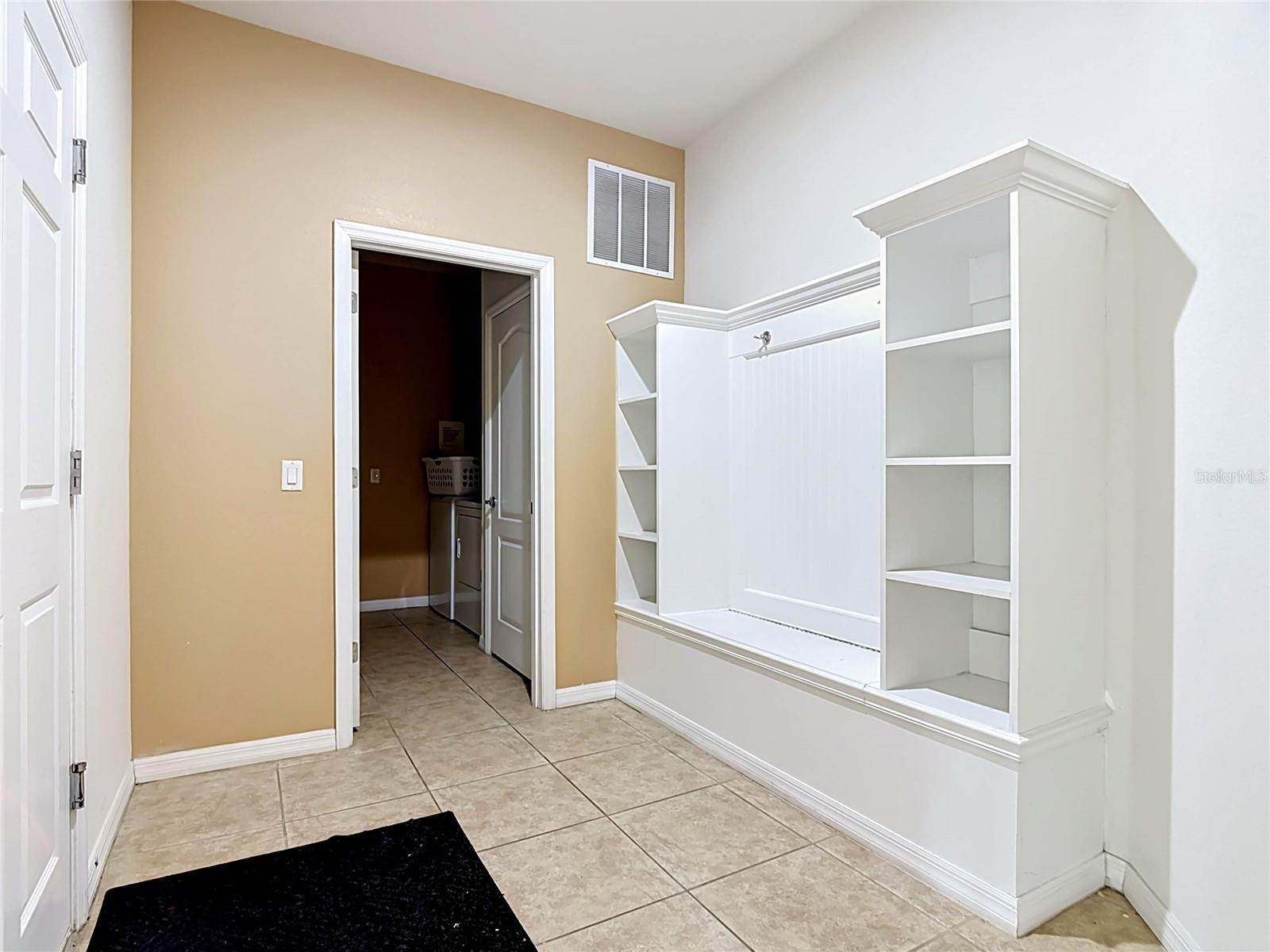 1829 GOBI DR photo 3