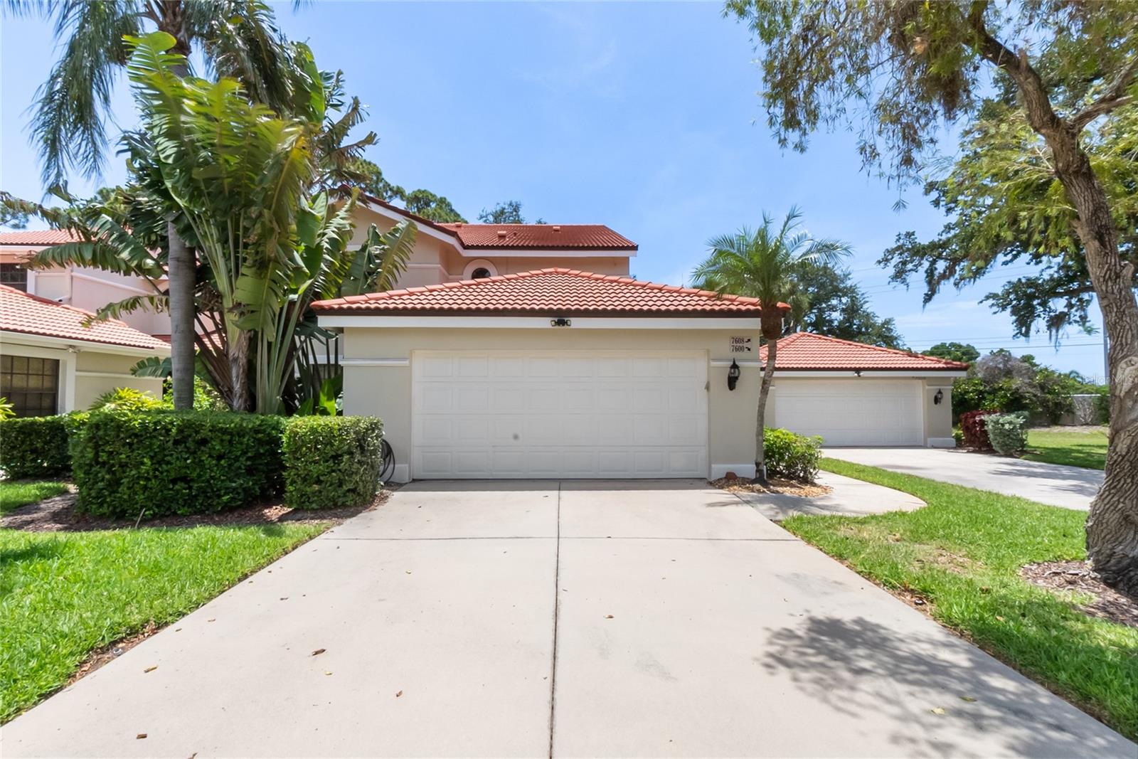 7600 FAIRWAY WOODS DR #204 photo 2